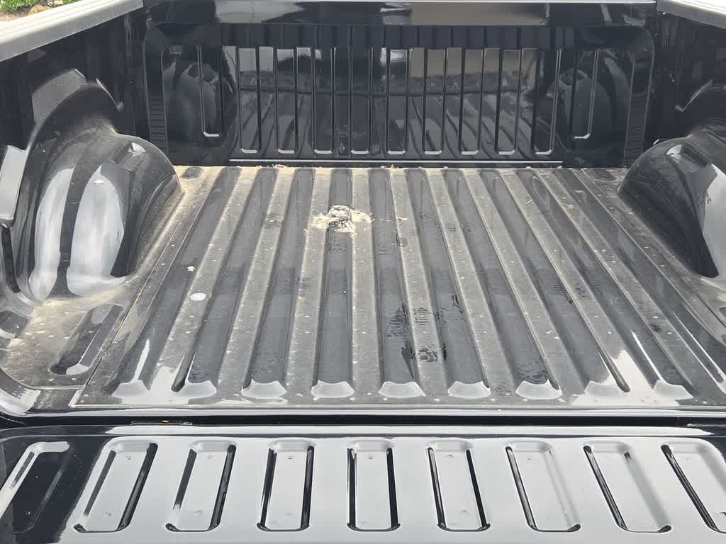Thumbnail: 2026 RAM 1500 - 33