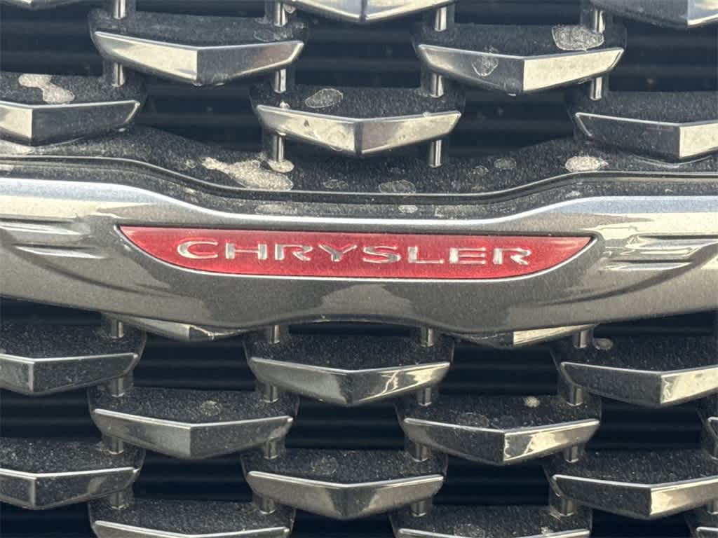 Thumbnail: 2021 Chrysler 300 - 8