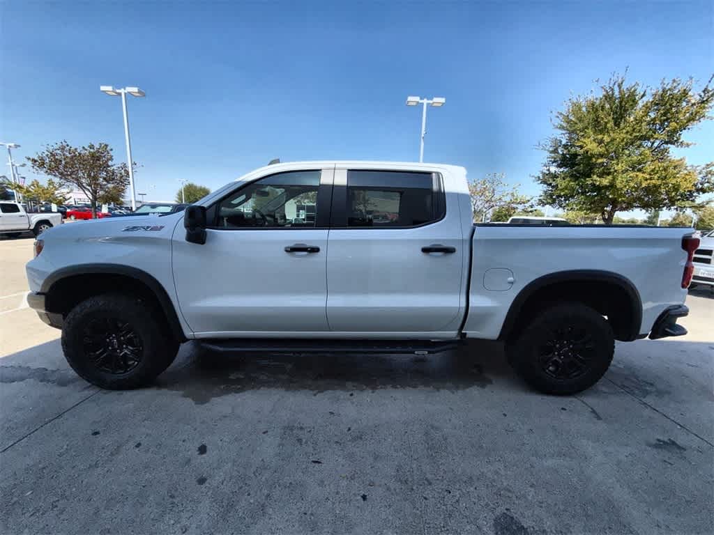 Thumbnail: 2023 Chevrolet Silverado 1500 - 3