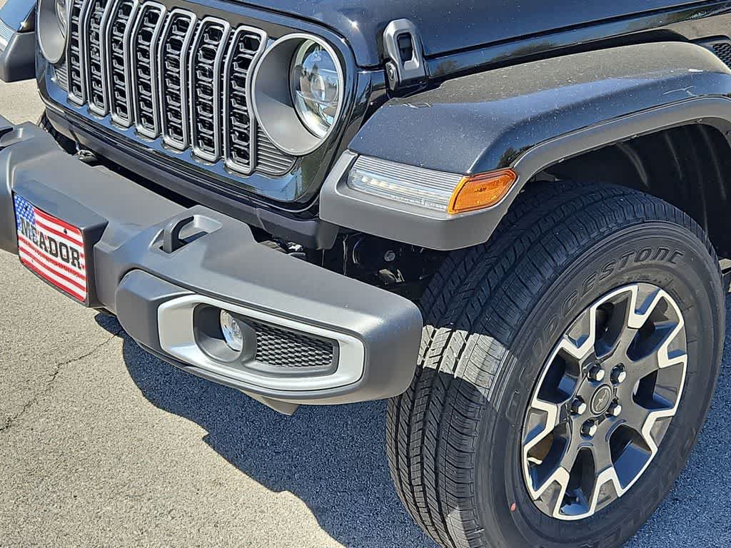 Thumbnail: 2026 Jeep Gladiator - 11