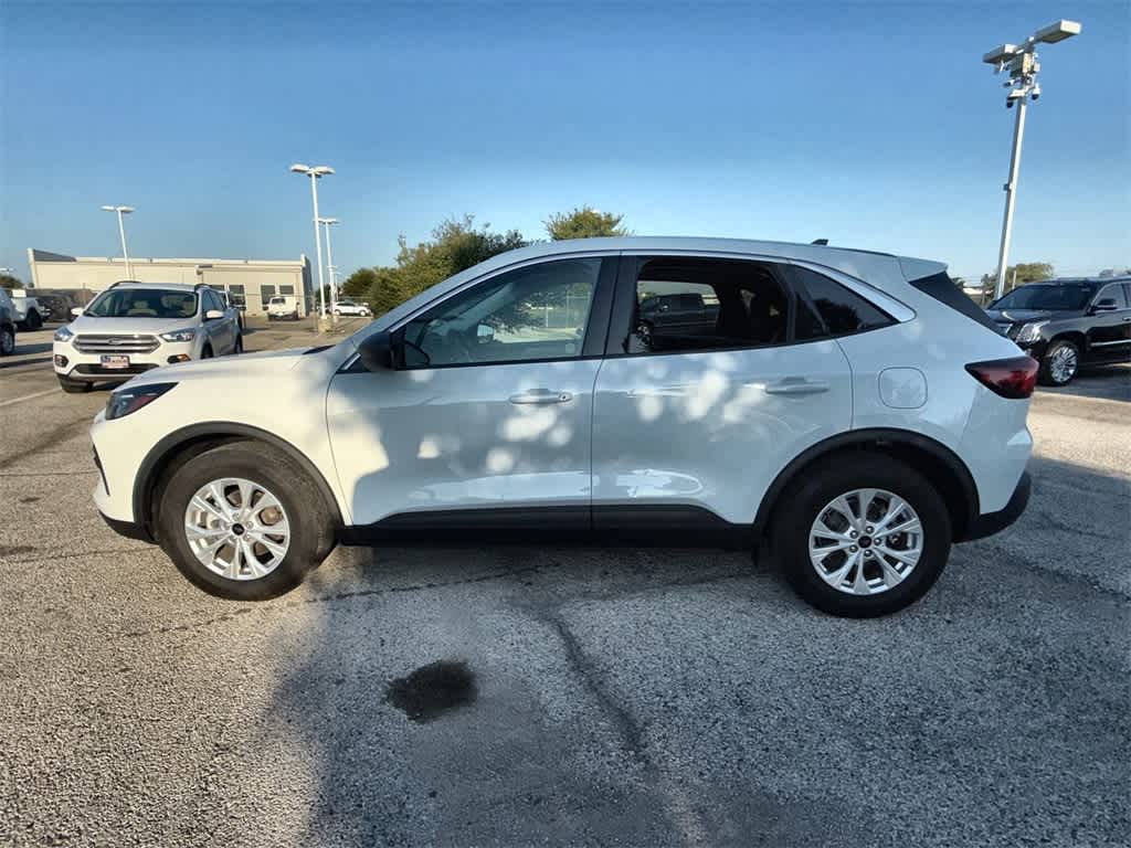 Thumbnail: 2024 Ford Escape - 3