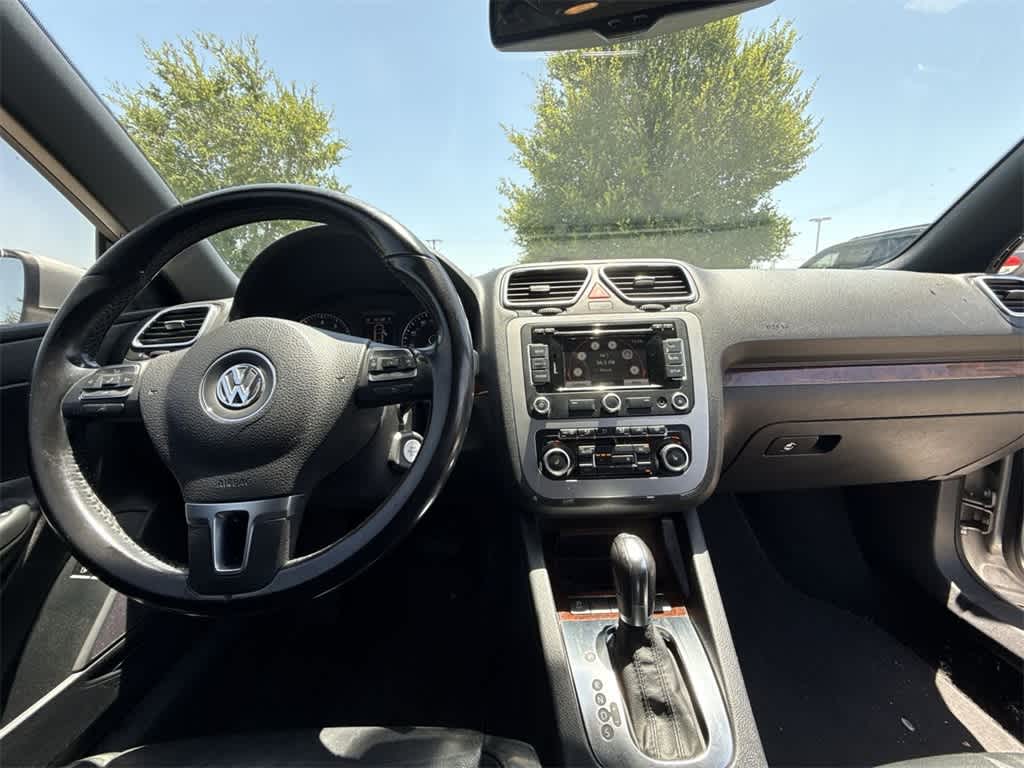 Thumbnail: 2012 Volkswagen Eos - 14