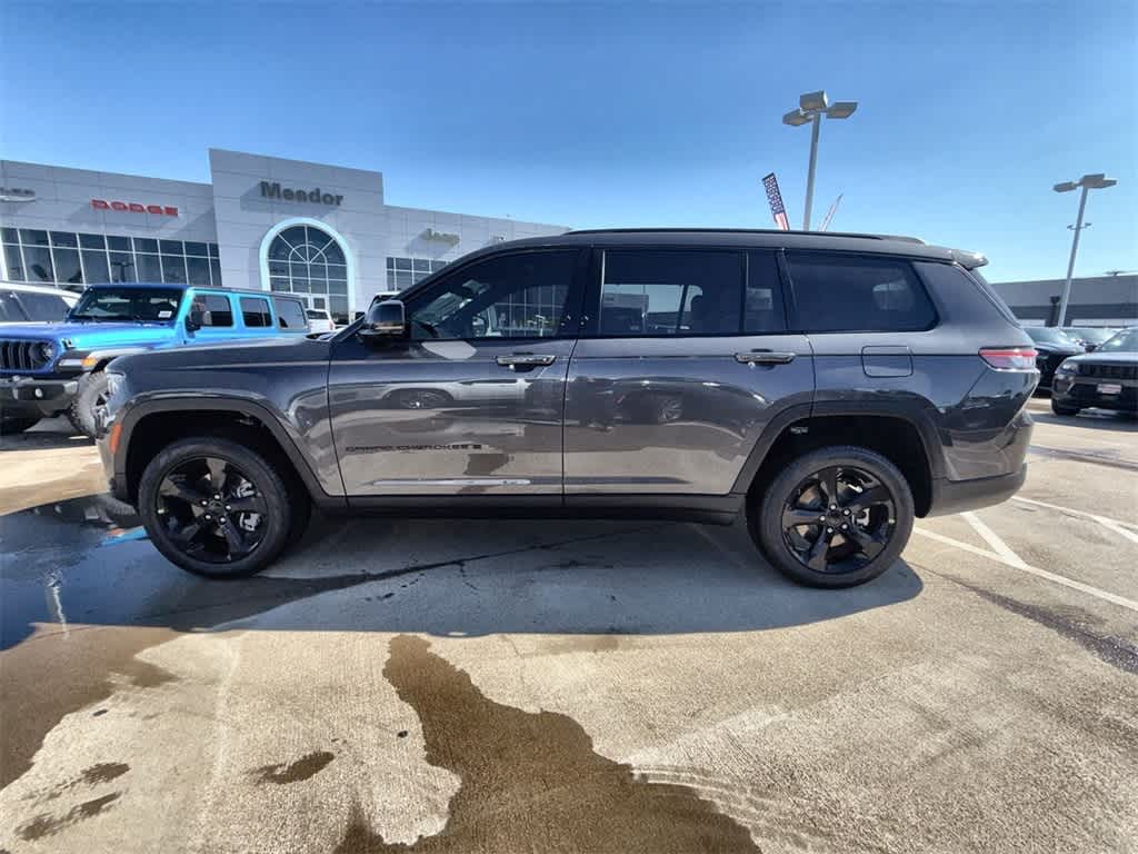 Thumbnail: 2025 Jeep Grand Cherokee L - 3