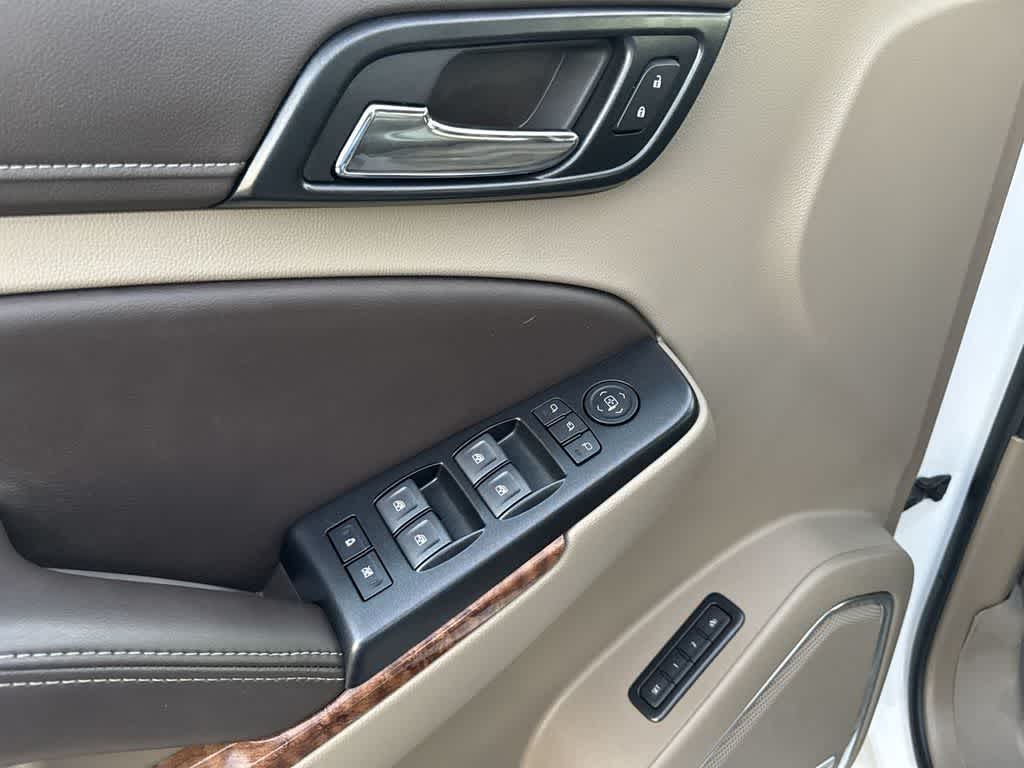 Thumbnail: 2020 Chevrolet Suburban - 25