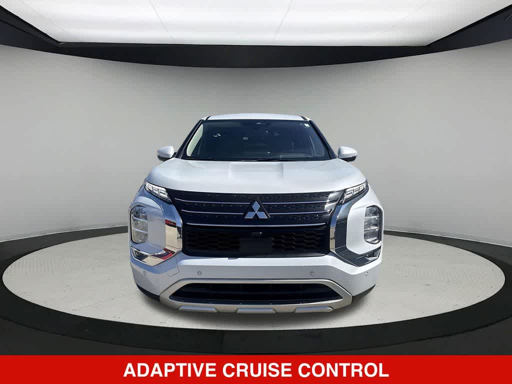 Thumbnail: 2024 Mitsubishi Outlander - 7