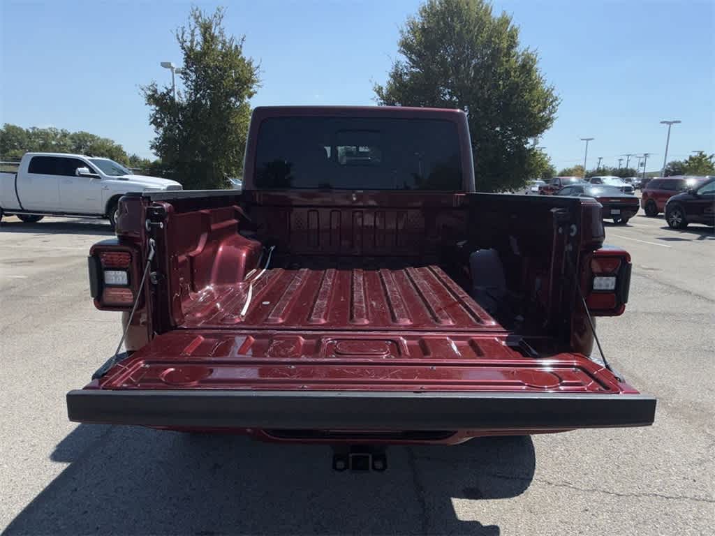Thumbnail: 2021 Jeep Gladiator - 20