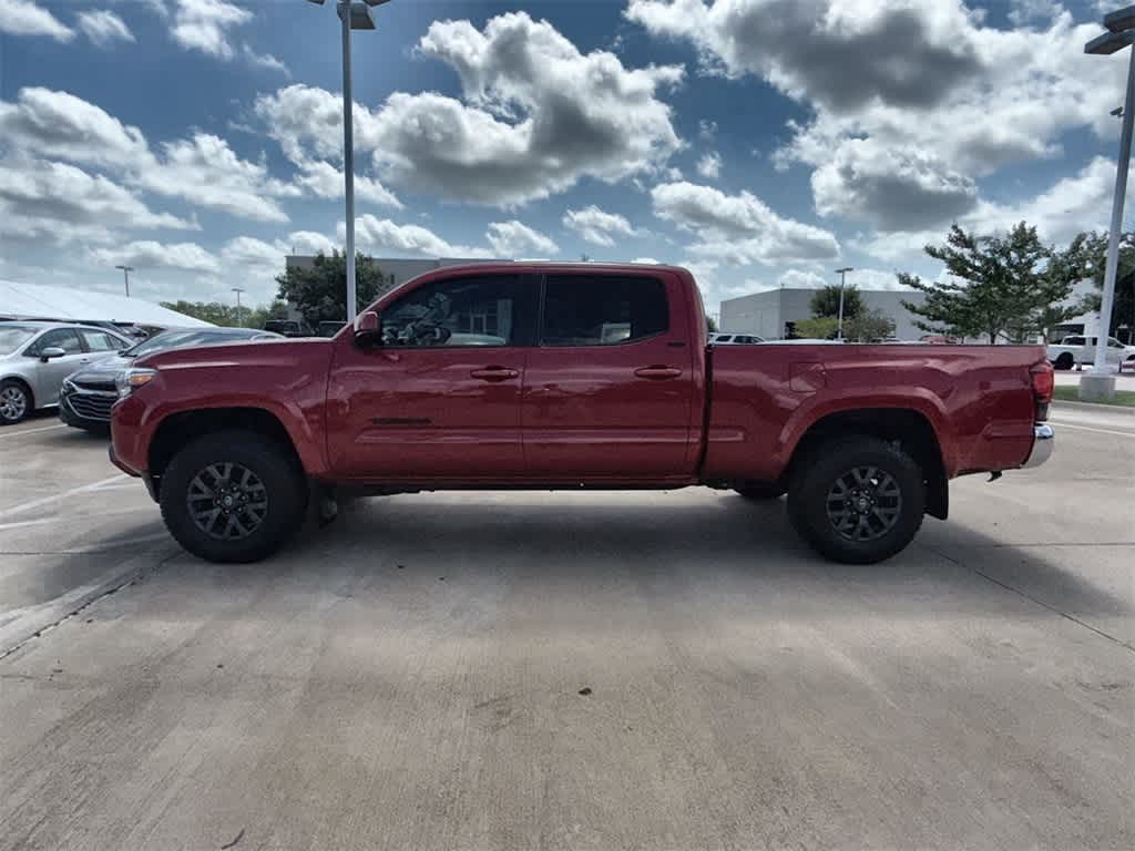 Thumbnail: 2022 Toyota Tacoma - 3