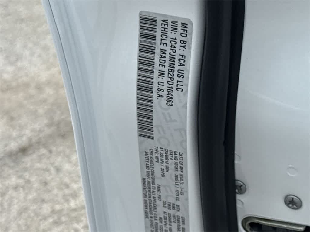 Thumbnail: 2023 Jeep Cherokee - 26