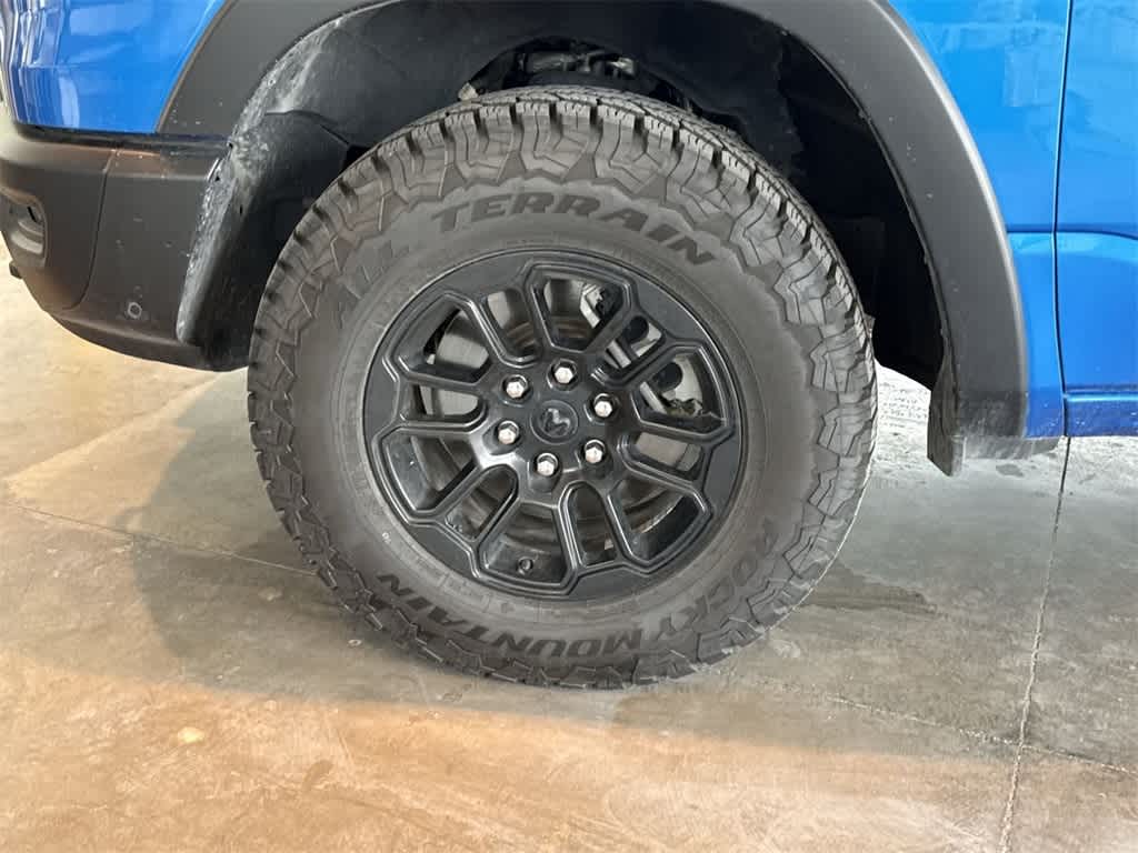 Thumbnail: 2025 RAM 1500 - 9