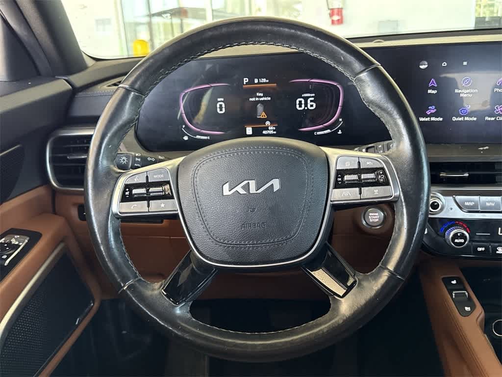 Thumbnail: 2023 Kia Telluride - 18