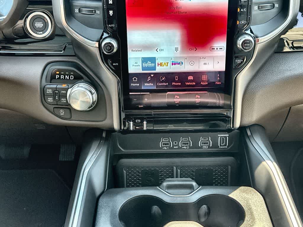 Thumbnail: 2026 RAM 1500 - 17