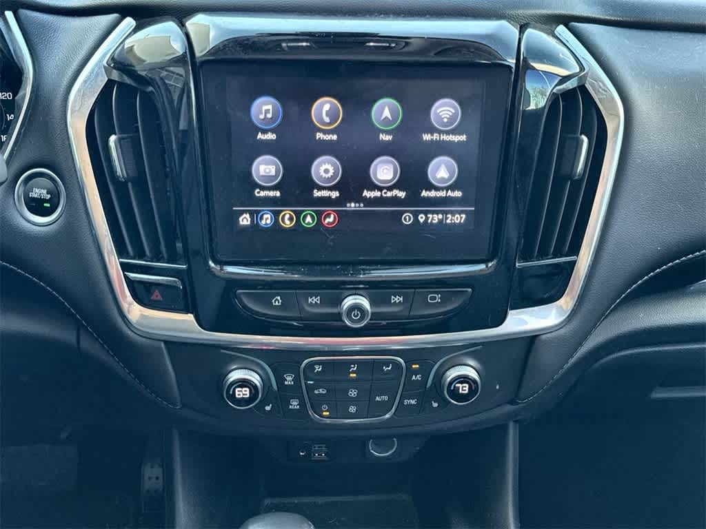 Thumbnail: 2021 Chevrolet Traverse - 16