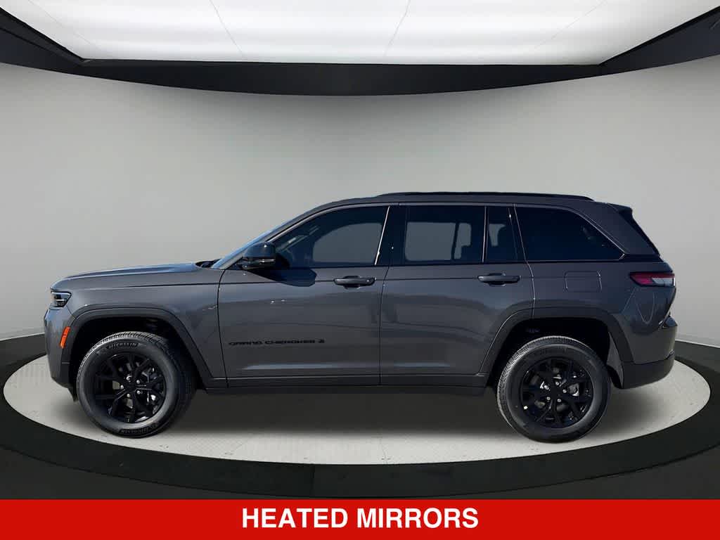 Thumbnail: 2026 Jeep Grand Cherokee - 3
