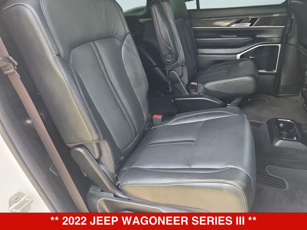 Thumbnail: 2022 Jeep Wagoneer - 20