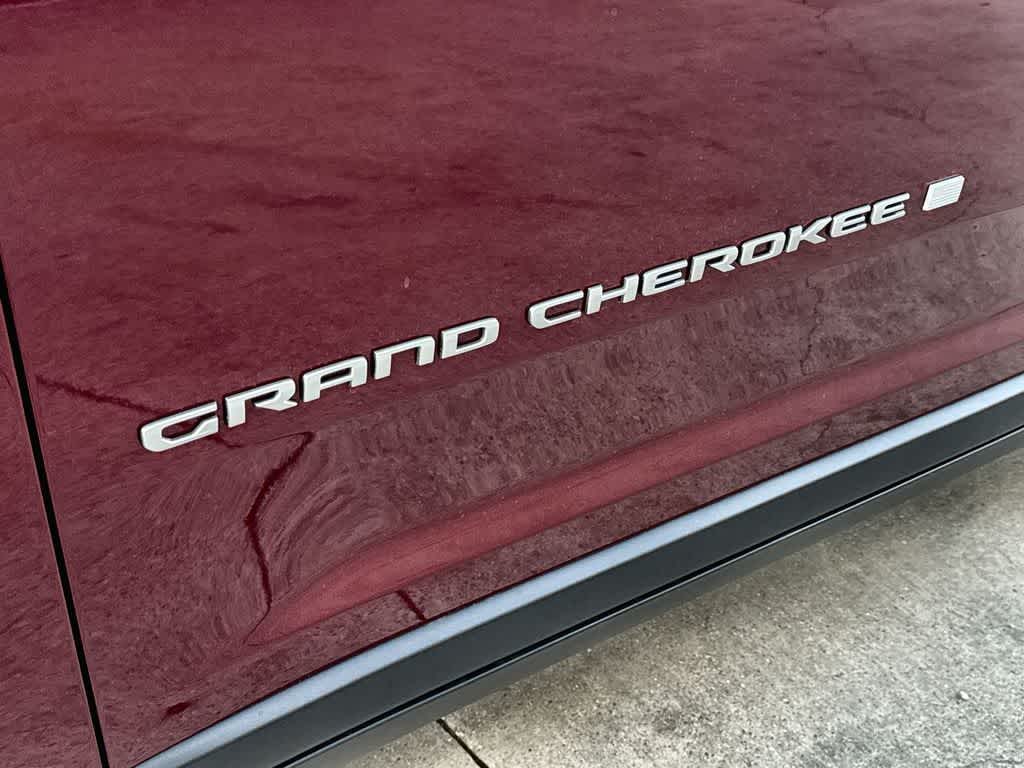 Thumbnail: 2026 Jeep Grand Cherokee L - 8