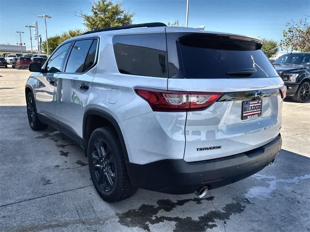 Thumbnail: 2021 Chevrolet Traverse - 4