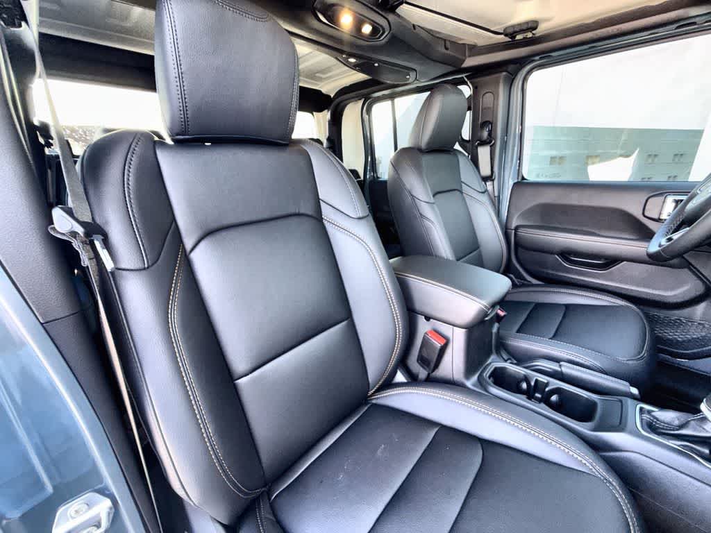 Thumbnail: 2026 Jeep Gladiator - 14