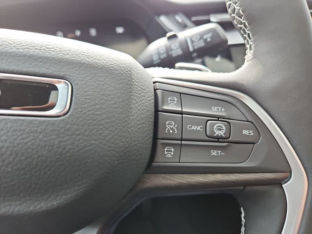 Thumbnail: 2026 Jeep Grand Cherokee L - 32