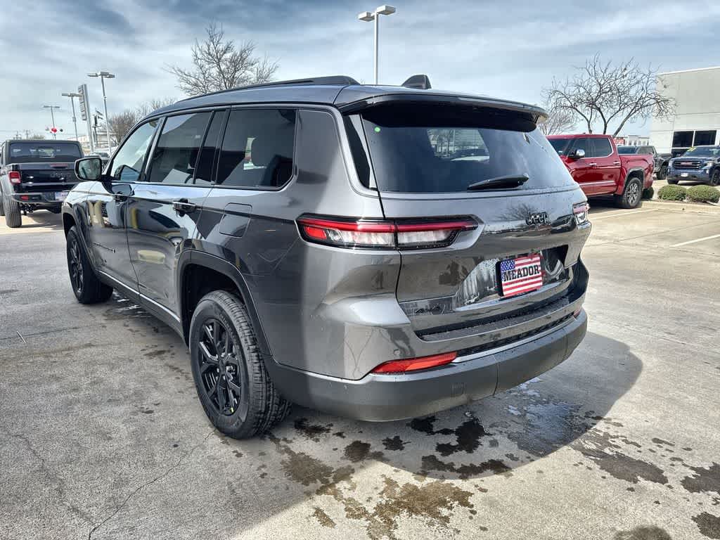 Thumbnail: 2026 Jeep Grand Cherokee L - 4