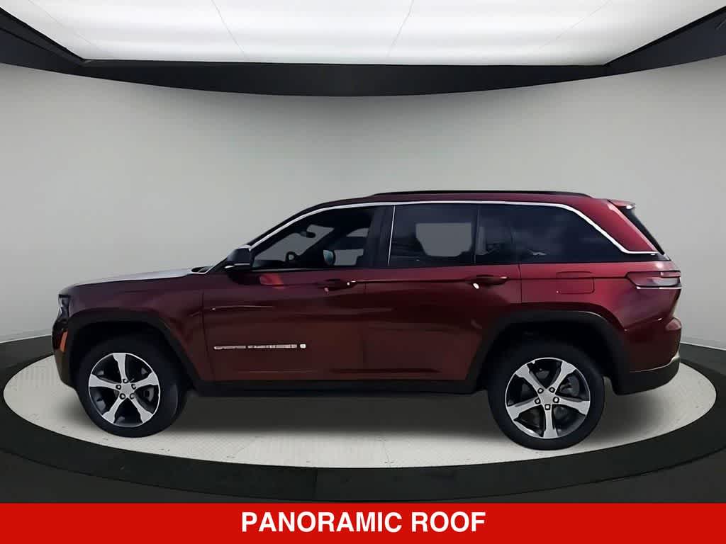 Thumbnail: 2026 Jeep Grand Cherokee - 5