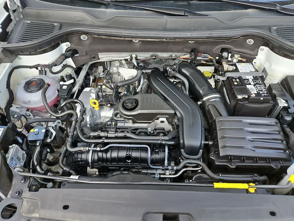 Thumbnail: 2025 Volkswagen Taos - 20