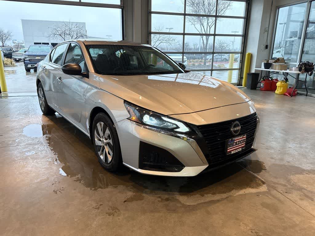 Thumbnail: 2024 Nissan Altima - 6