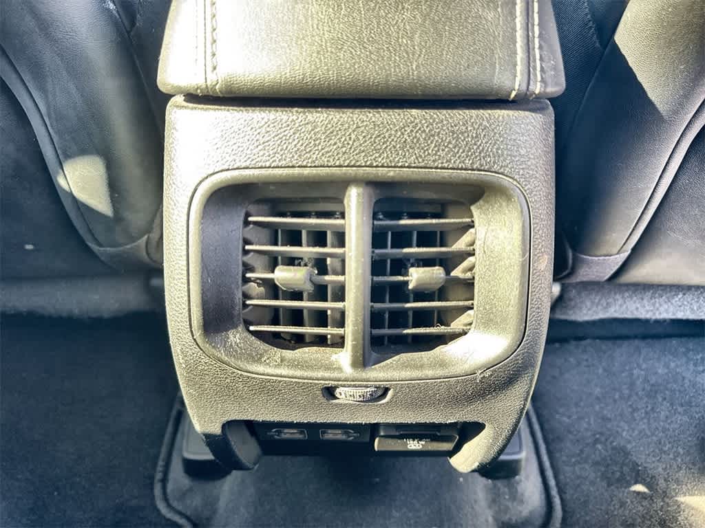 Thumbnail: 2023 Jeep Cherokee - 19