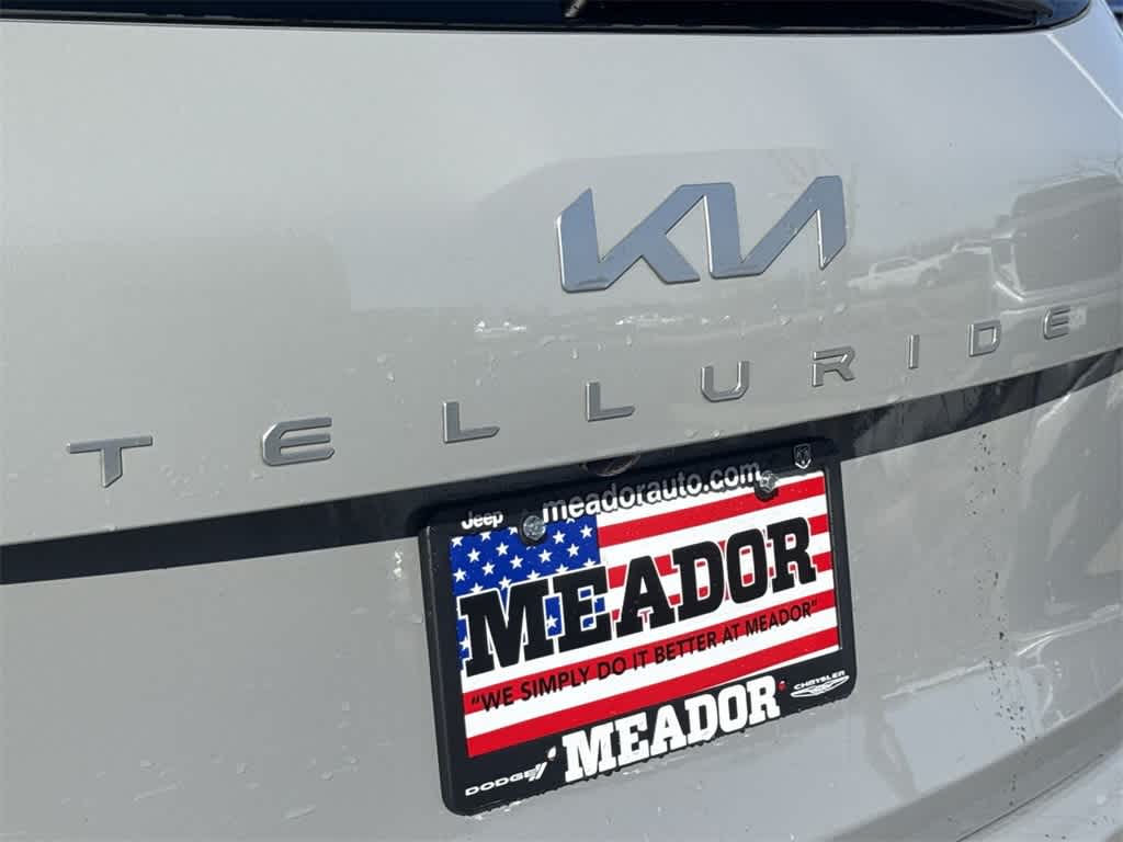 Thumbnail: 2023 Kia Telluride - 9