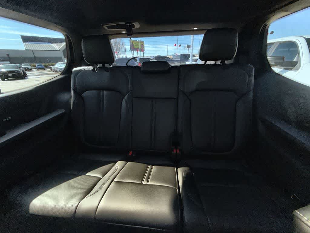 Thumbnail: 2026 Jeep Grand Wagoneer - 14