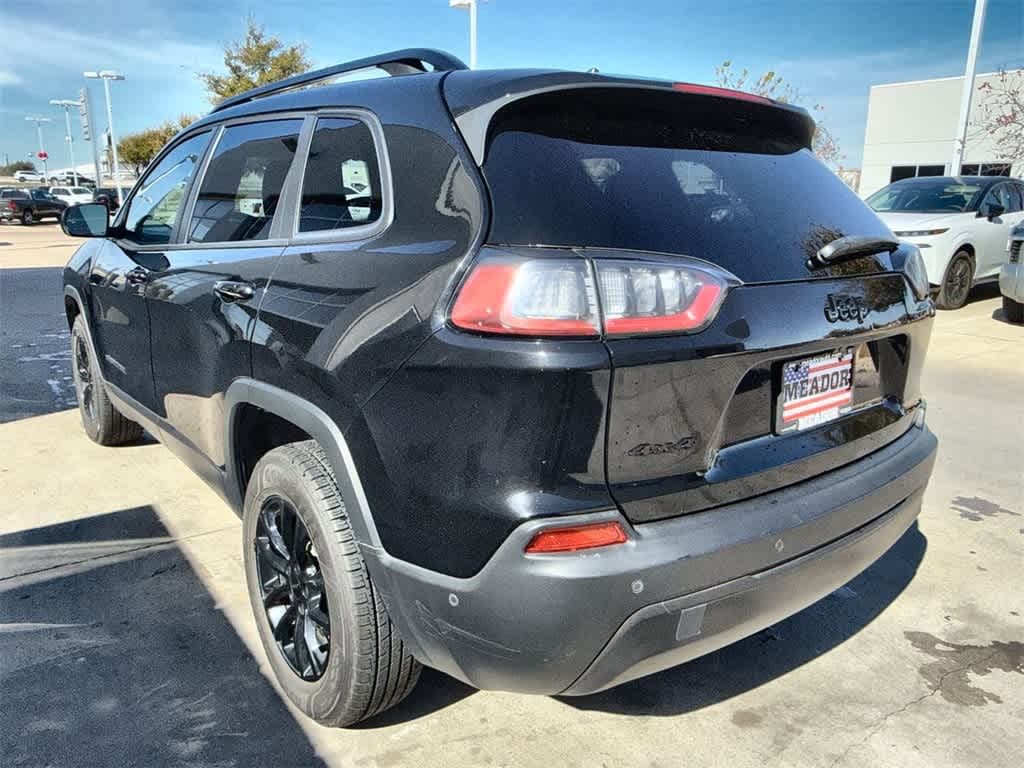 Used 2023 Jeep Cherokee Altitude Lux SUV