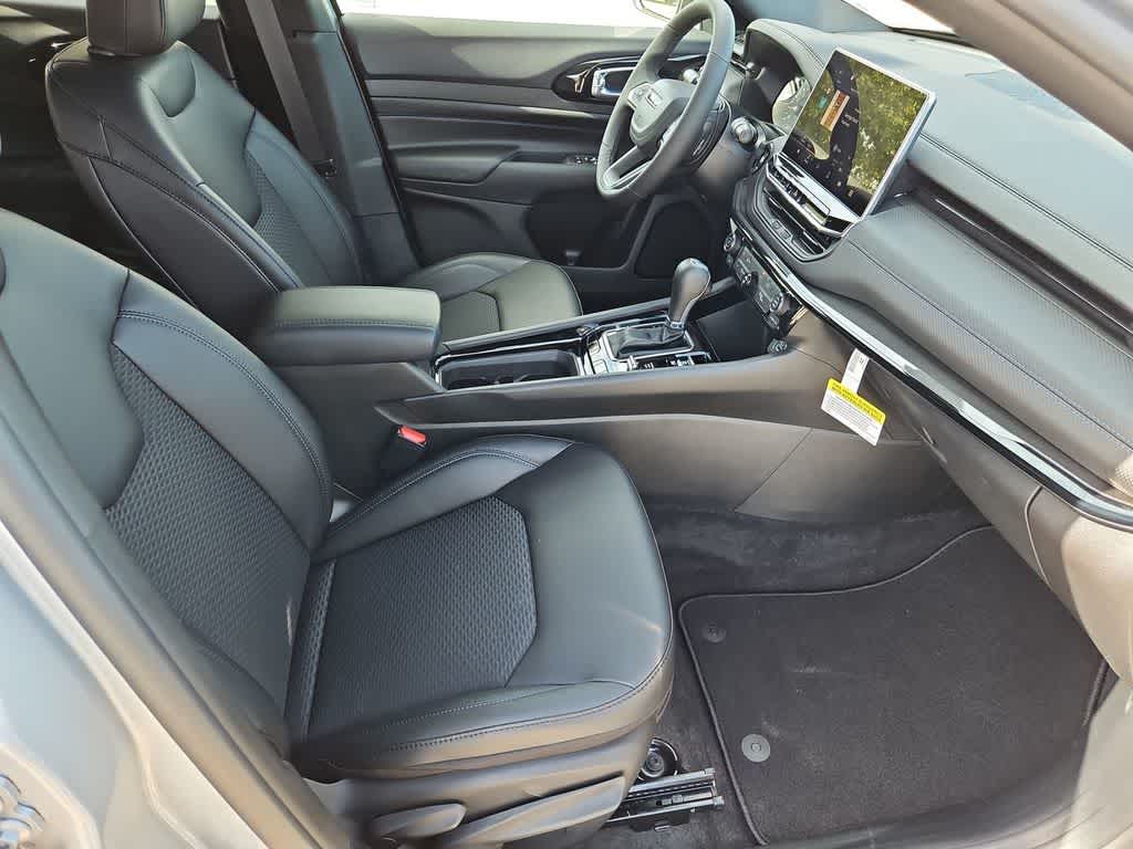 Thumbnail: 2026 Jeep Compass - 22