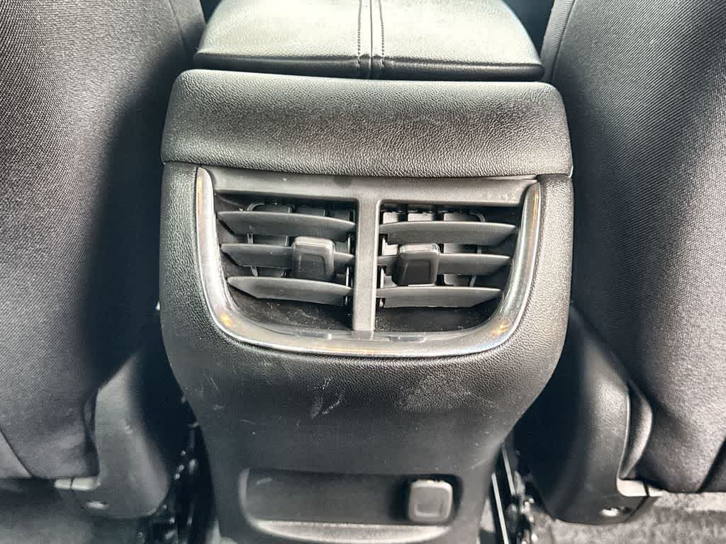 Thumbnail: 2024 Chevrolet Malibu - 21