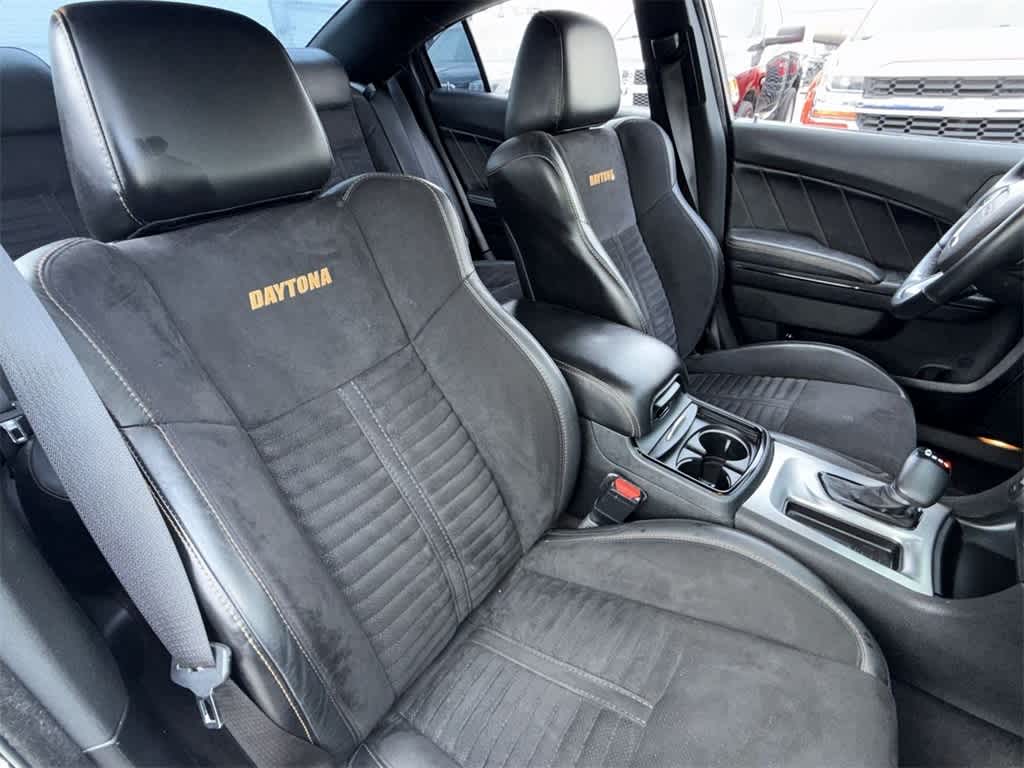 Thumbnail: 2018 Dodge Charger - 14