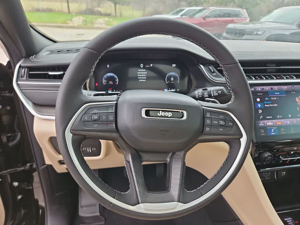 Thumbnail: 2025 Jeep Grand Cherokee L - 25