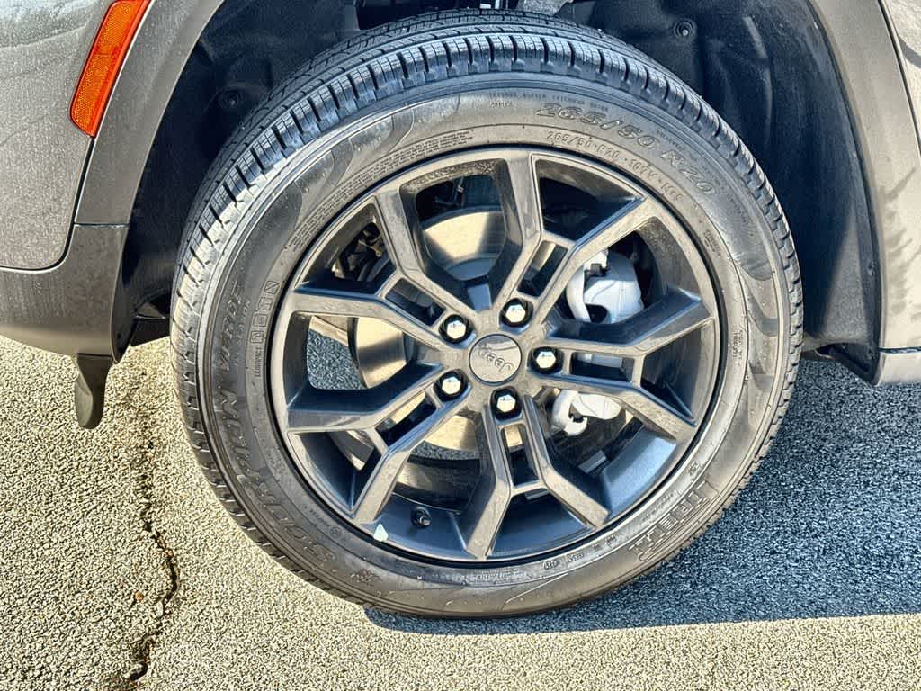 Thumbnail: 2025 Jeep Grand Cherokee - 9