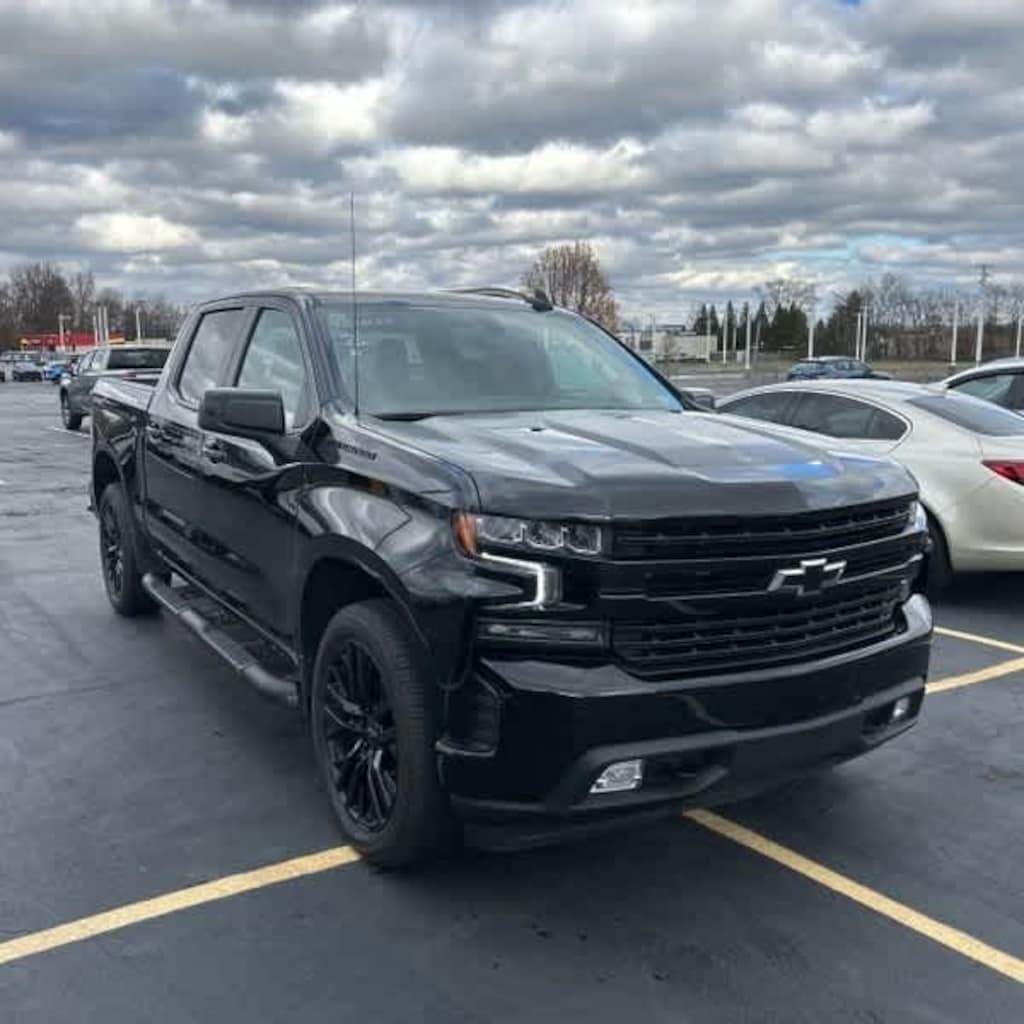 Used 2021 Chevrolet Silverado 1500 RST Truck Crew Cab