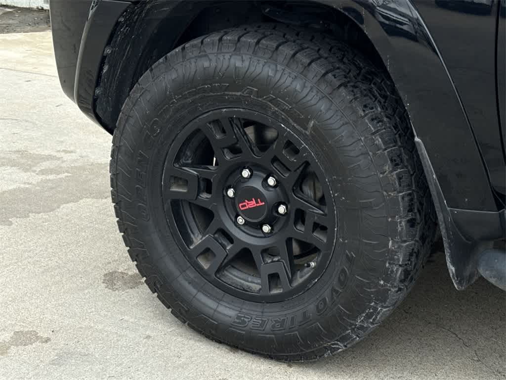 Thumbnail: 2021 Toyota 4Runner - 10