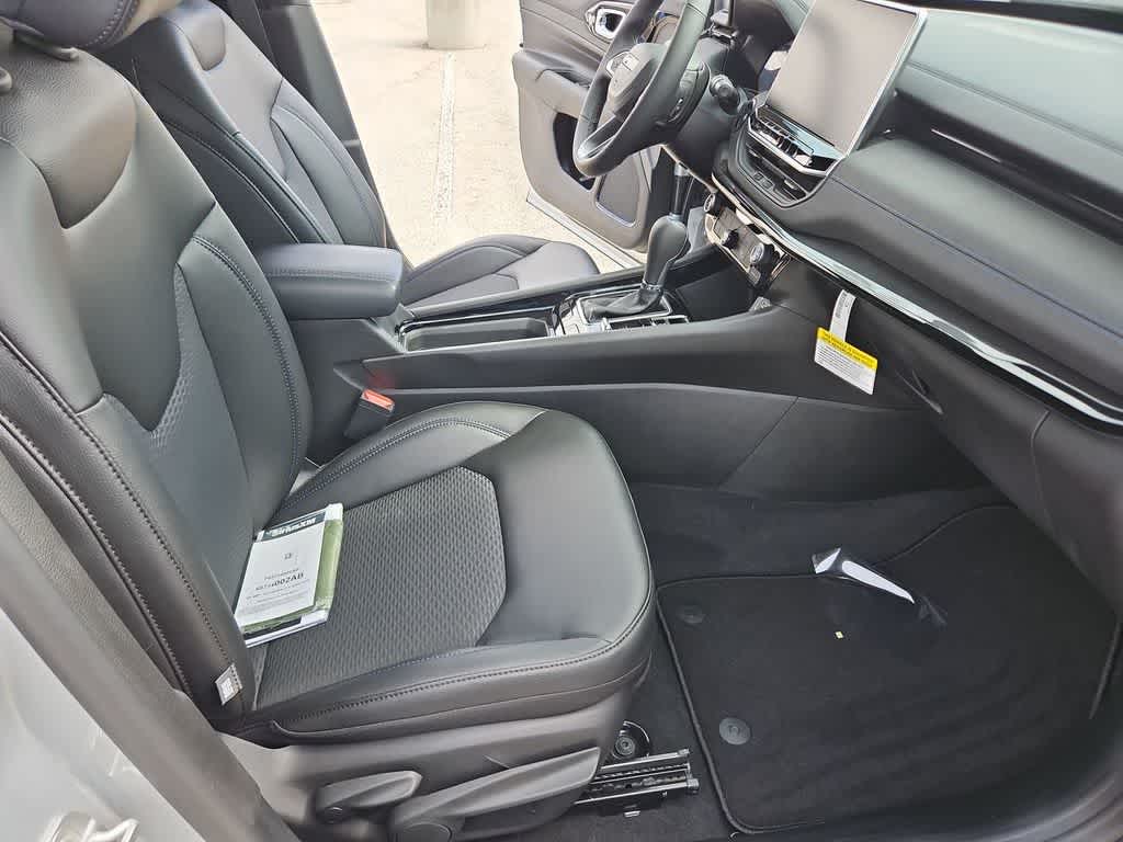 Thumbnail: 2026 Jeep Compass - 22