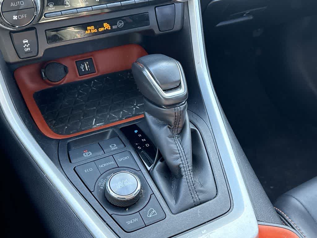 Thumbnail: 2024 Toyota RAV4 - 17