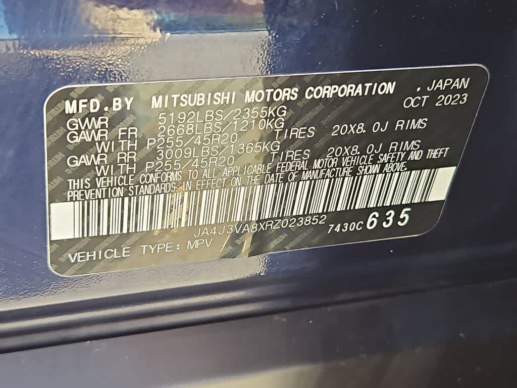 Thumbnail: 2024 Mitsubishi Outlander - 38