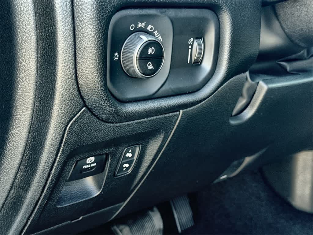 Thumbnail: 2026 RAM 1500 - 21