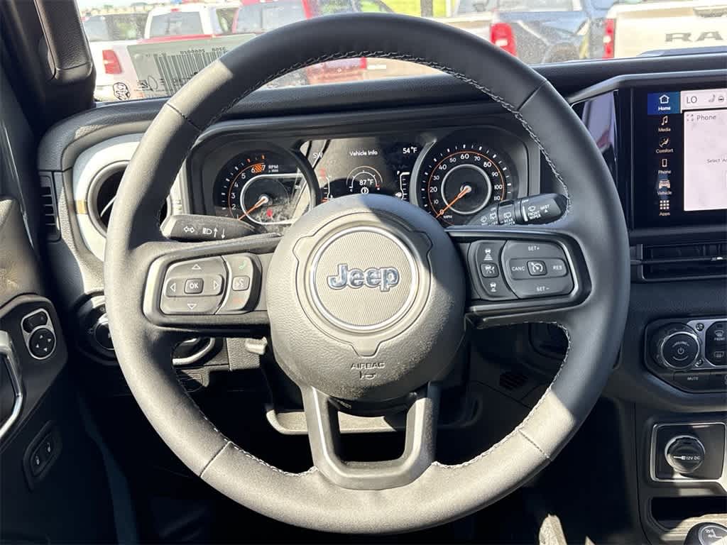 Thumbnail: 2025 Jeep Wrangler - 17