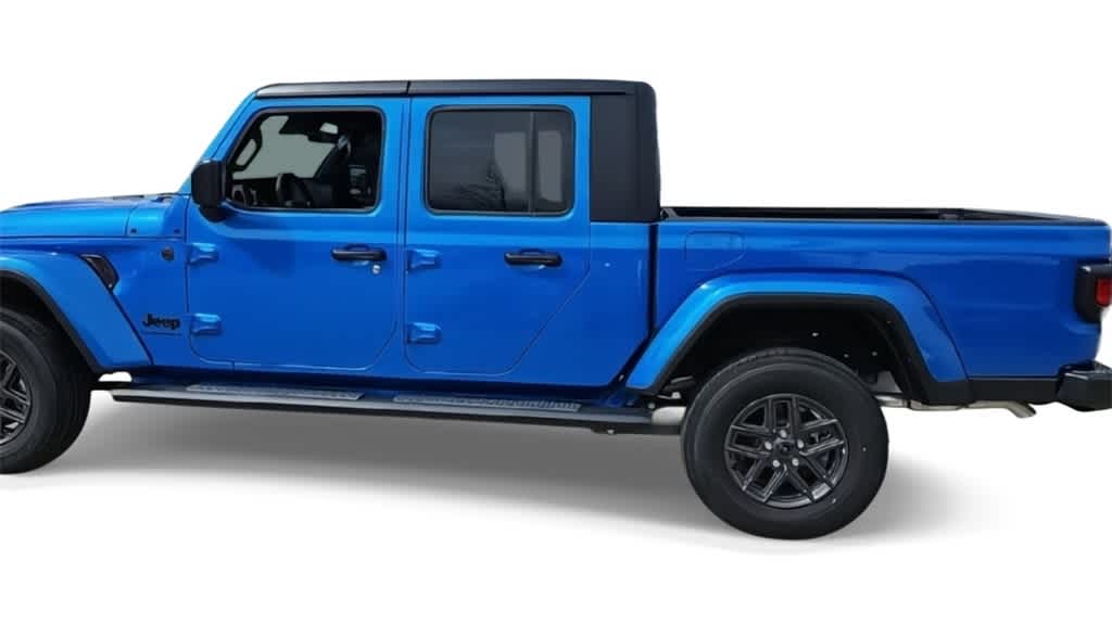 Thumbnail: 2025 Jeep Gladiator - 6