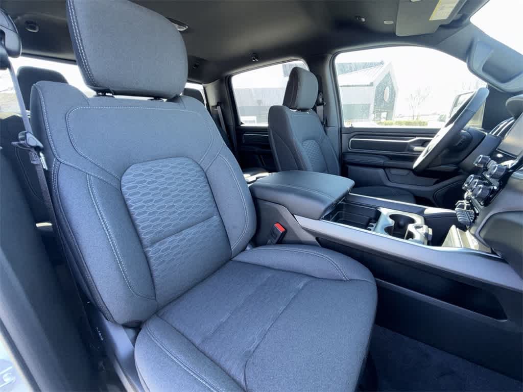 Thumbnail: 2026 RAM 1500 - 15