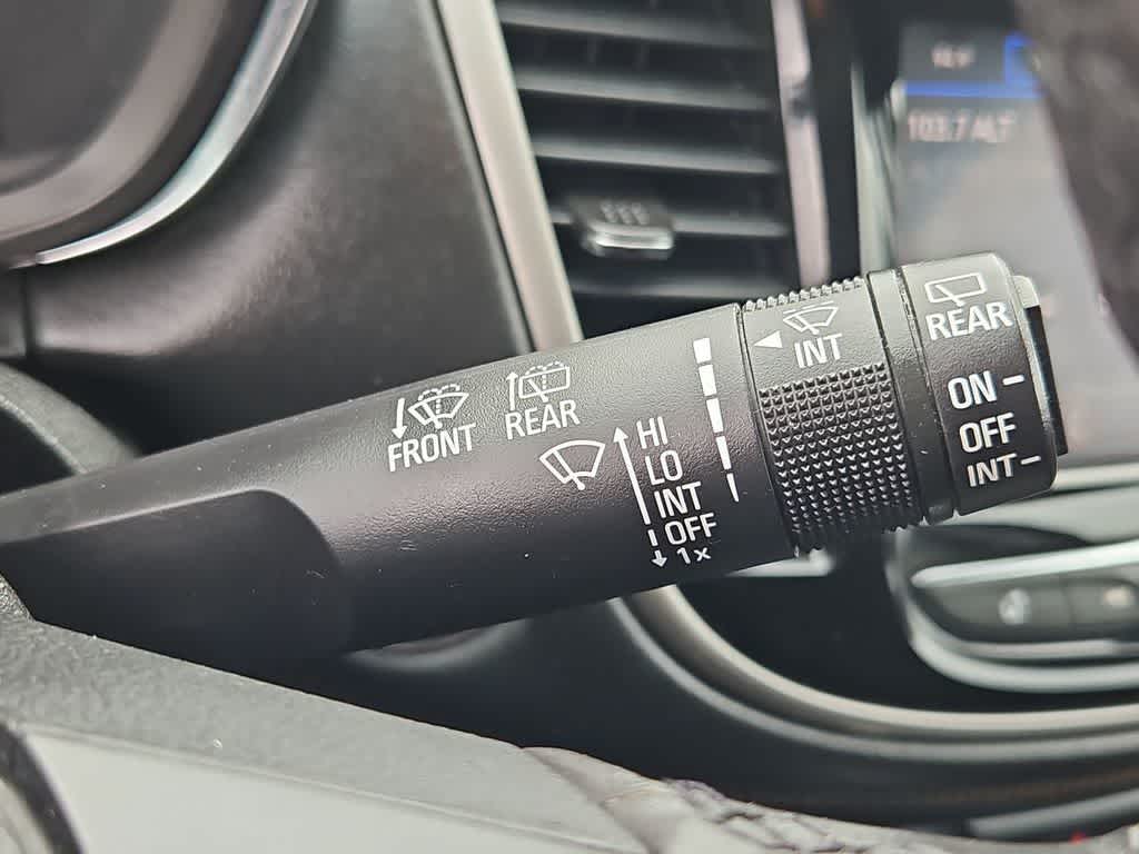 Thumbnail: 2020 Chevrolet Trax - 26