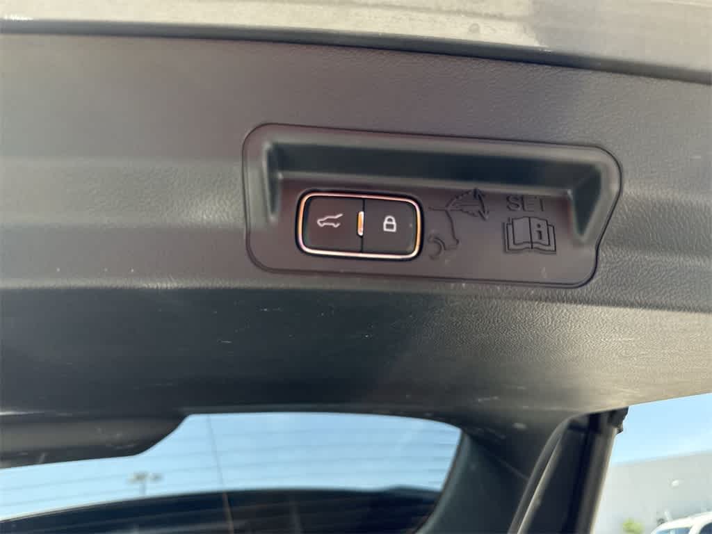 Thumbnail: 2023 Ford Explorer - 15