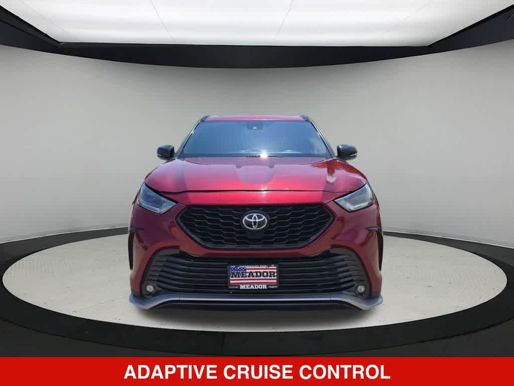 Thumbnail: 2021 Toyota Highlander - 9