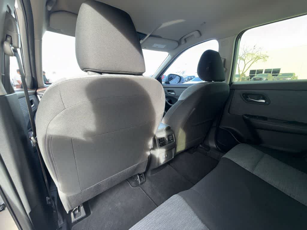 Thumbnail: 2023 Nissan Rogue - 12