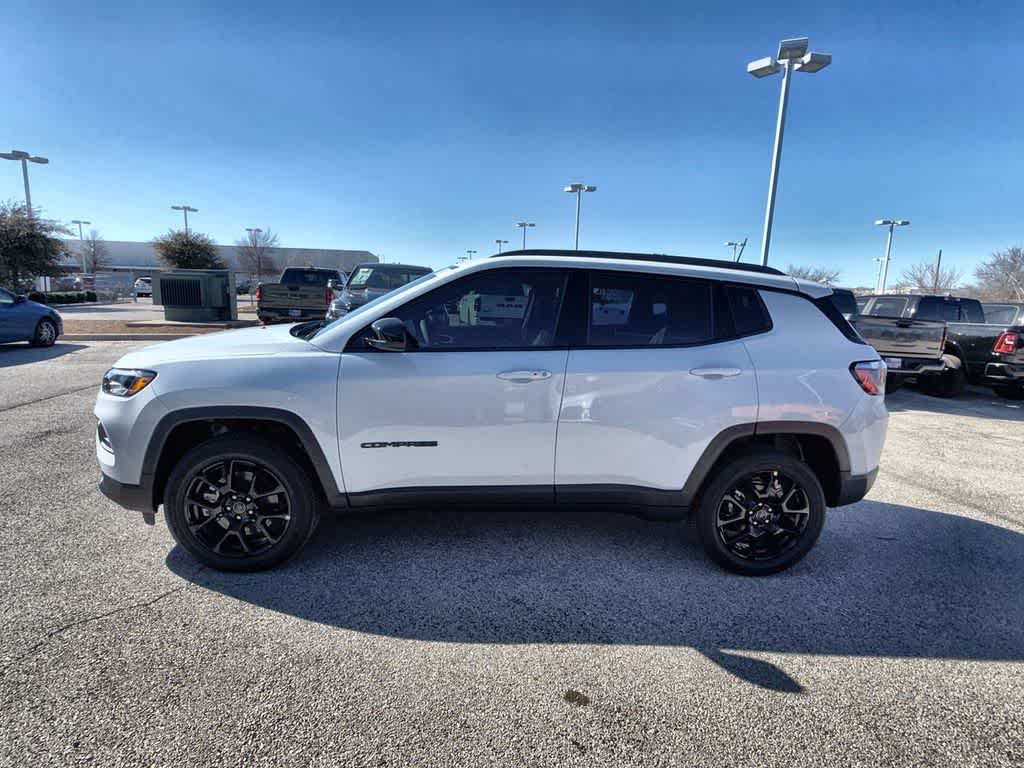 Thumbnail: 2026 Jeep Compass - 3