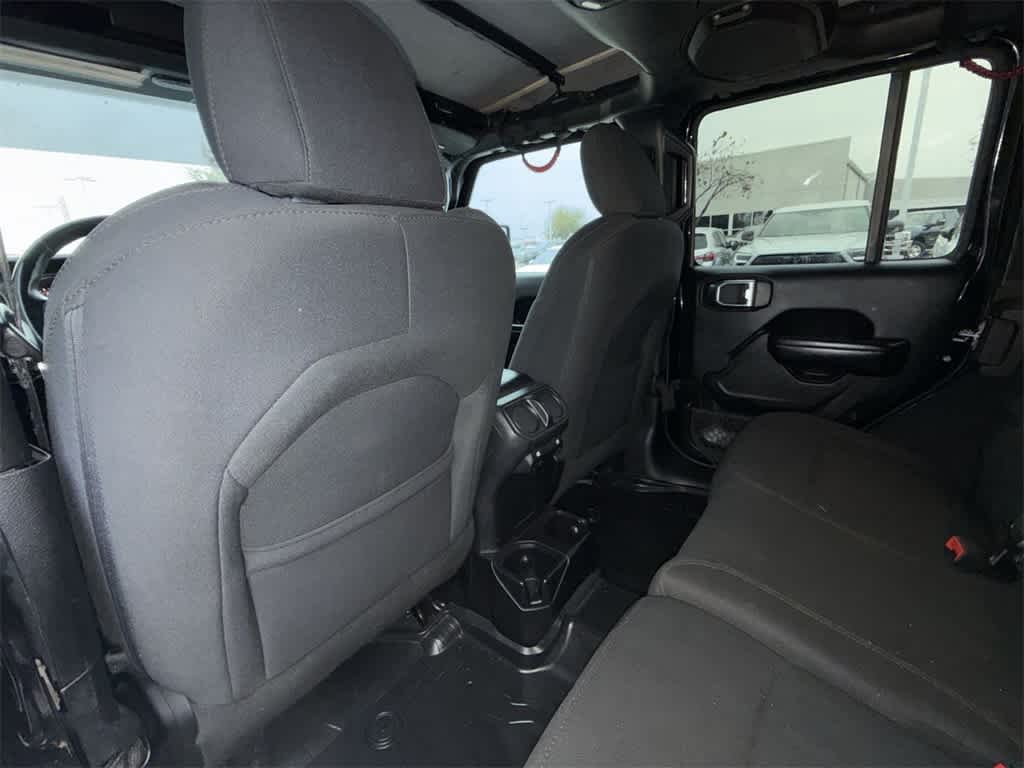 Thumbnail: 2018 Jeep Wrangler - 12